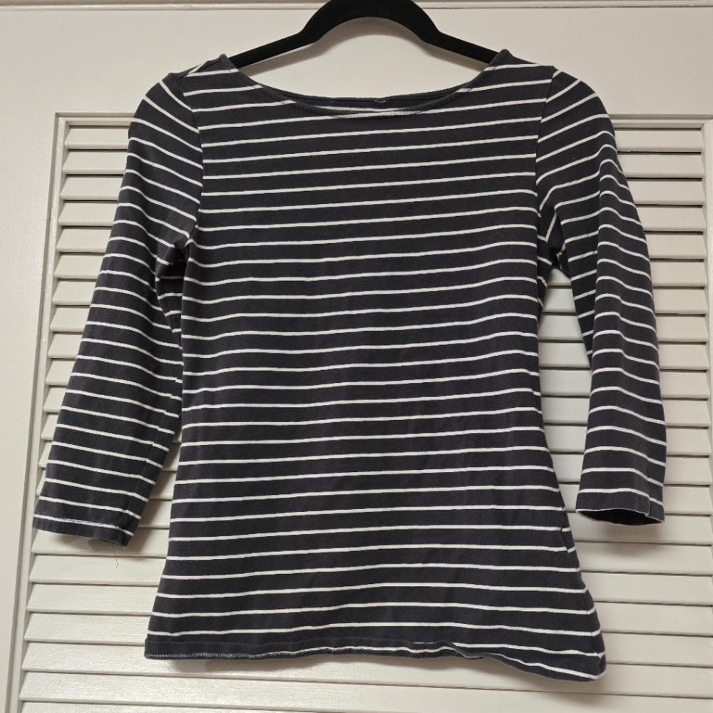 H&M - Grey & White Stripe Long-Sleeve Casual Top